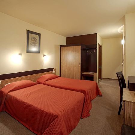 Hotel Luxor Мельник Экстерьер фото